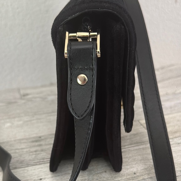 Massimo Dutti Black Velvet Crossbody Bag - Picture 3 of 15